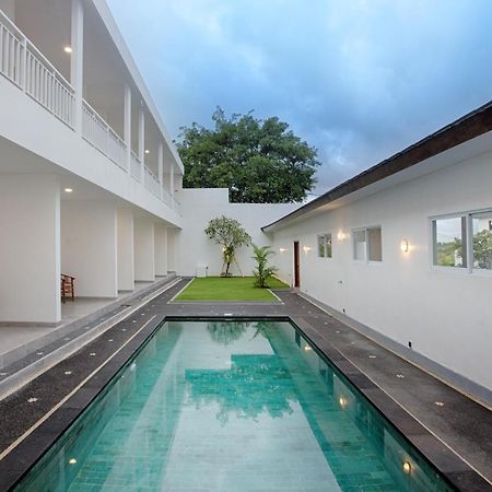 Maisaba Canggu Hotel & Coworking Space Buitenkant foto