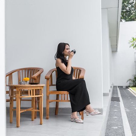 Maisaba Canggu Hotel & Coworking Space Buitenkant foto