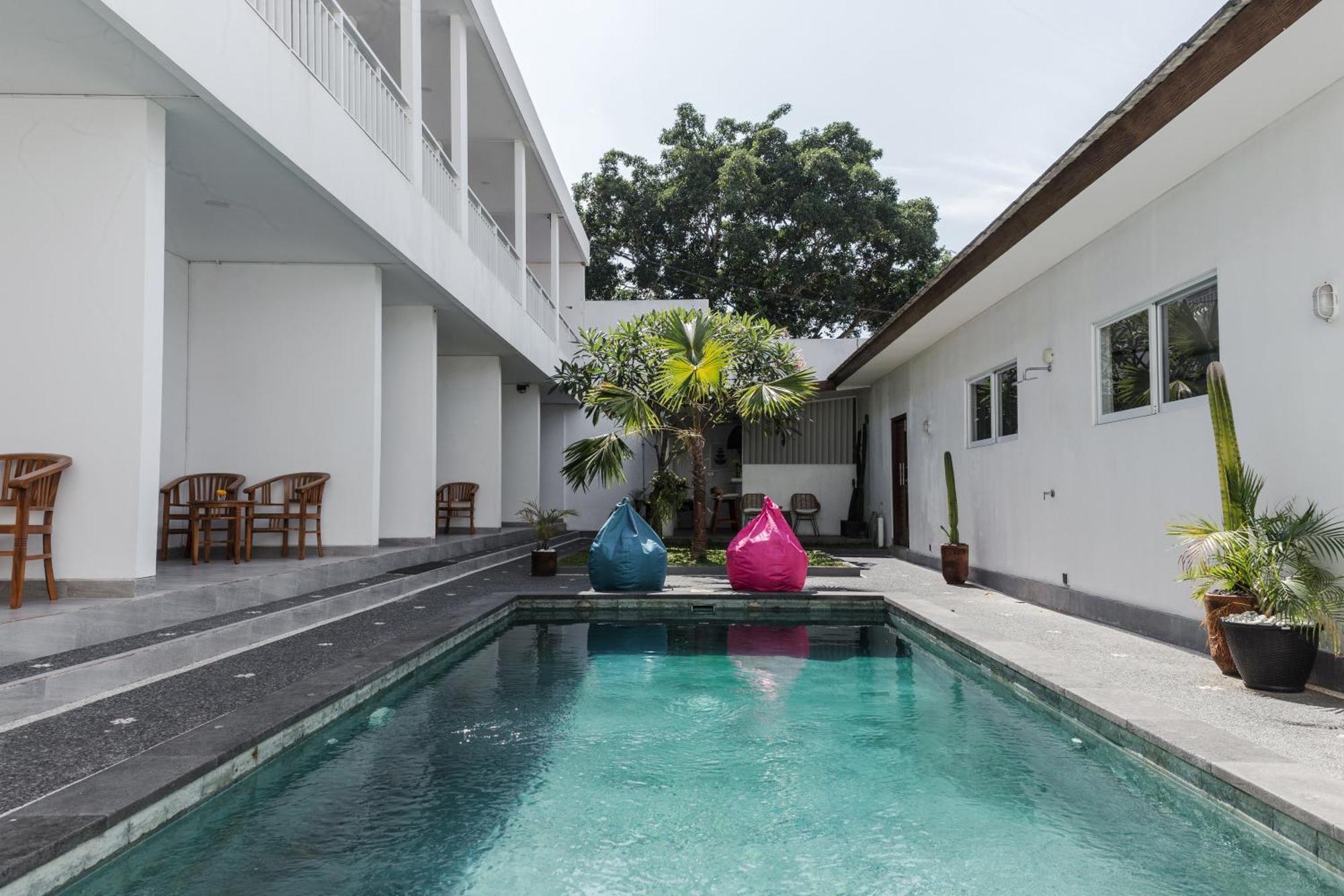 Maisaba Canggu Hotel & Coworking Space Buitenkant foto